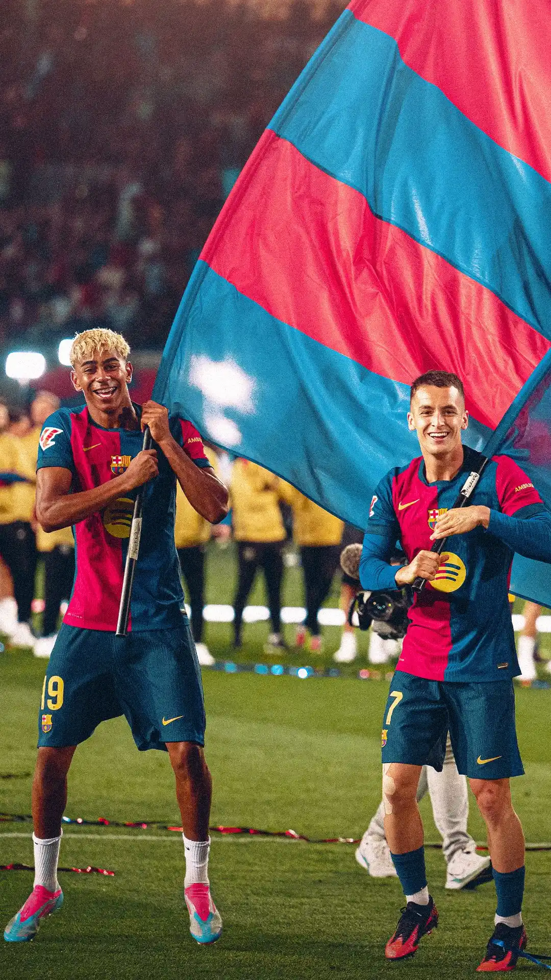 Image from FC Barcelona: 100% Blaugrana blood! 💙 Més culers que el pal de la bandera! ❤️...