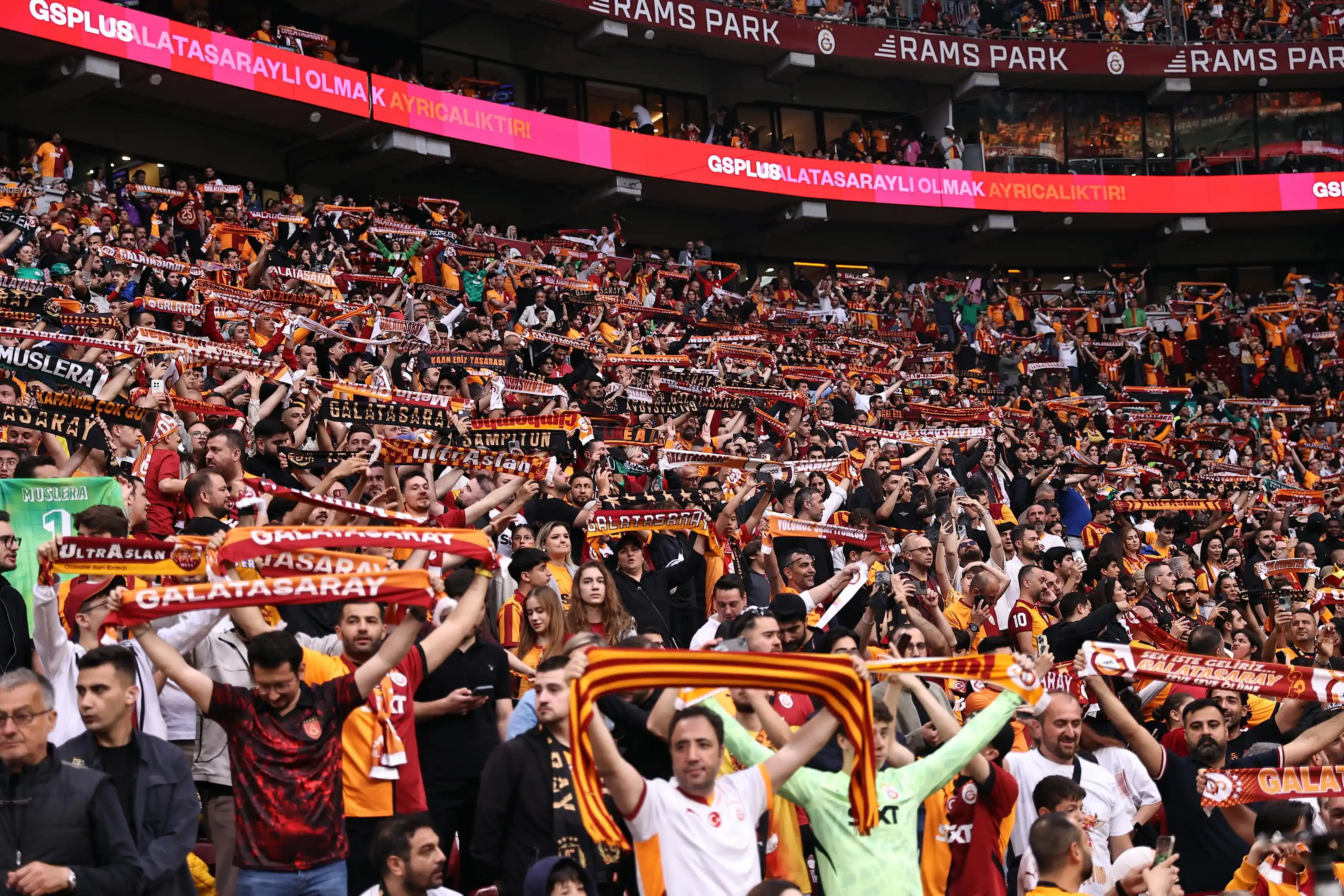 Image from Galatasaray: 🏆 <a class="text-blue-500 hover:underline cursor-pointer" href="/hash...