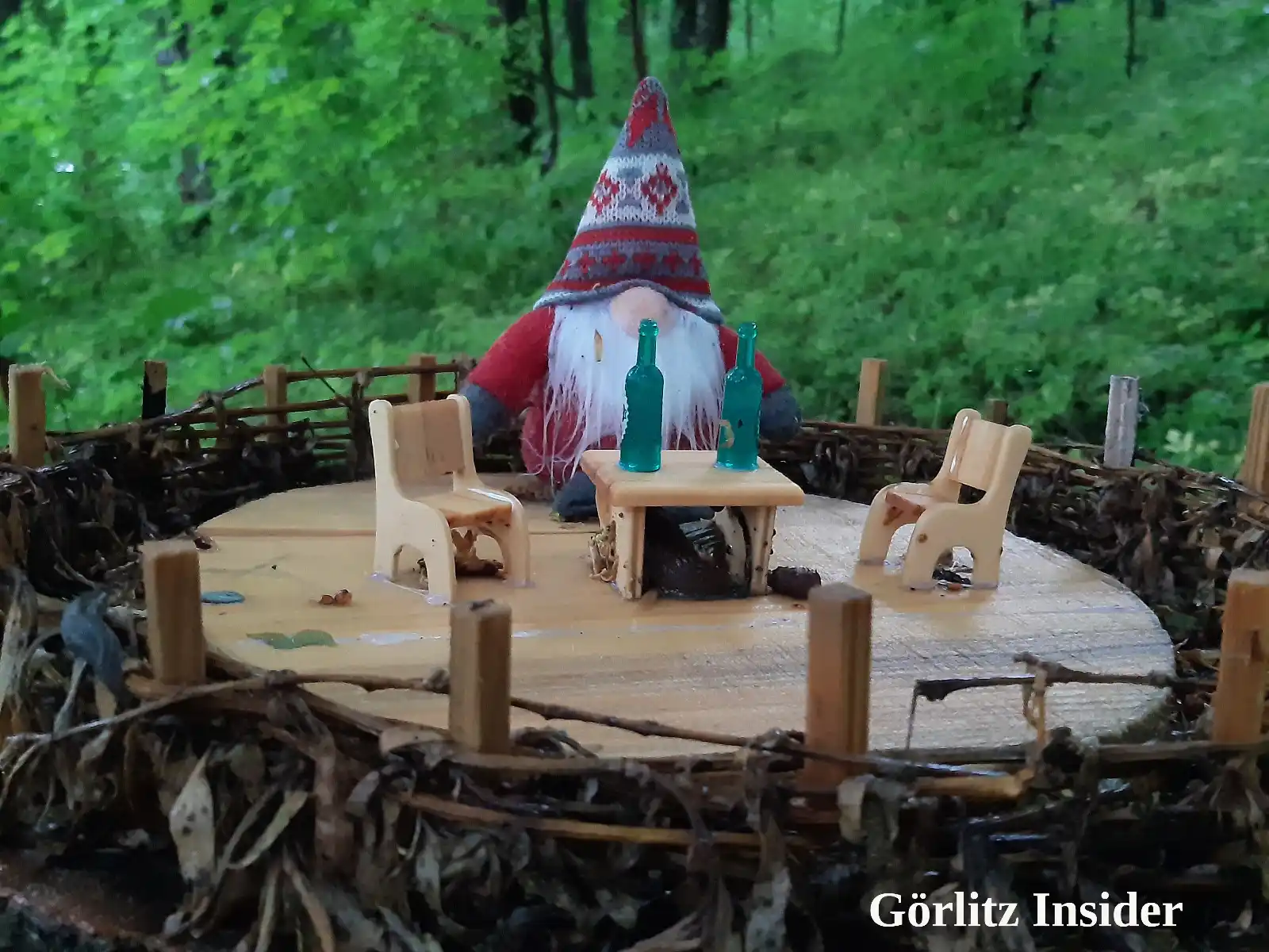 Image from Görlitz Insider: Eine Zauberwelt ist neu in einem Dorf bei Görlitz aufgetaucht. Es ist ...
