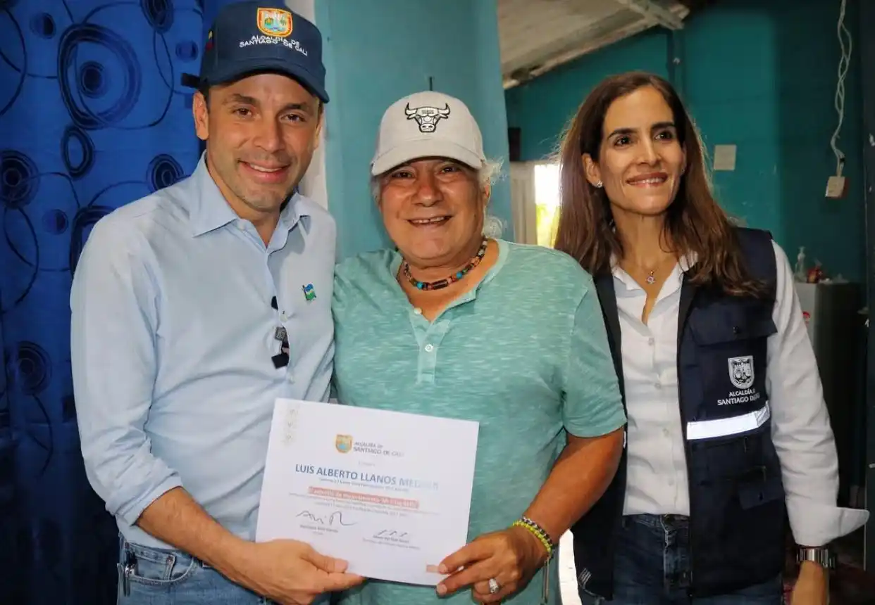 Alcalde Alejandro Eder post