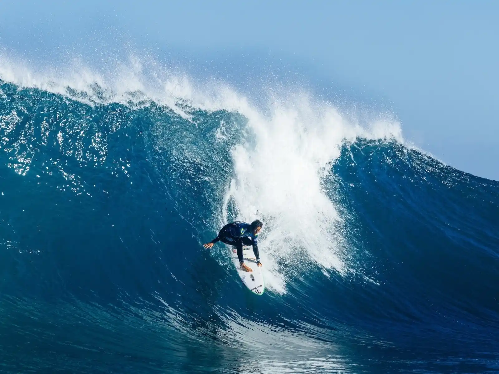 Image from UOL | Medina, Italo, Filipinho e cia | Surfe: *Resta um, família* 🌊 Miguel Pupo e João Chianca *também foram elimi...