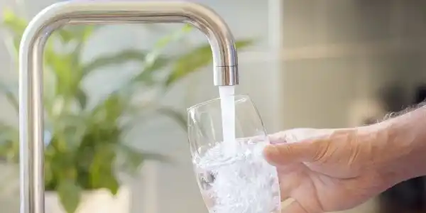 Image from Real Estate Market & Lifestyle: 💧 ¿Sabías que la escasez de agua ya afecta el valor de las viviendas ...