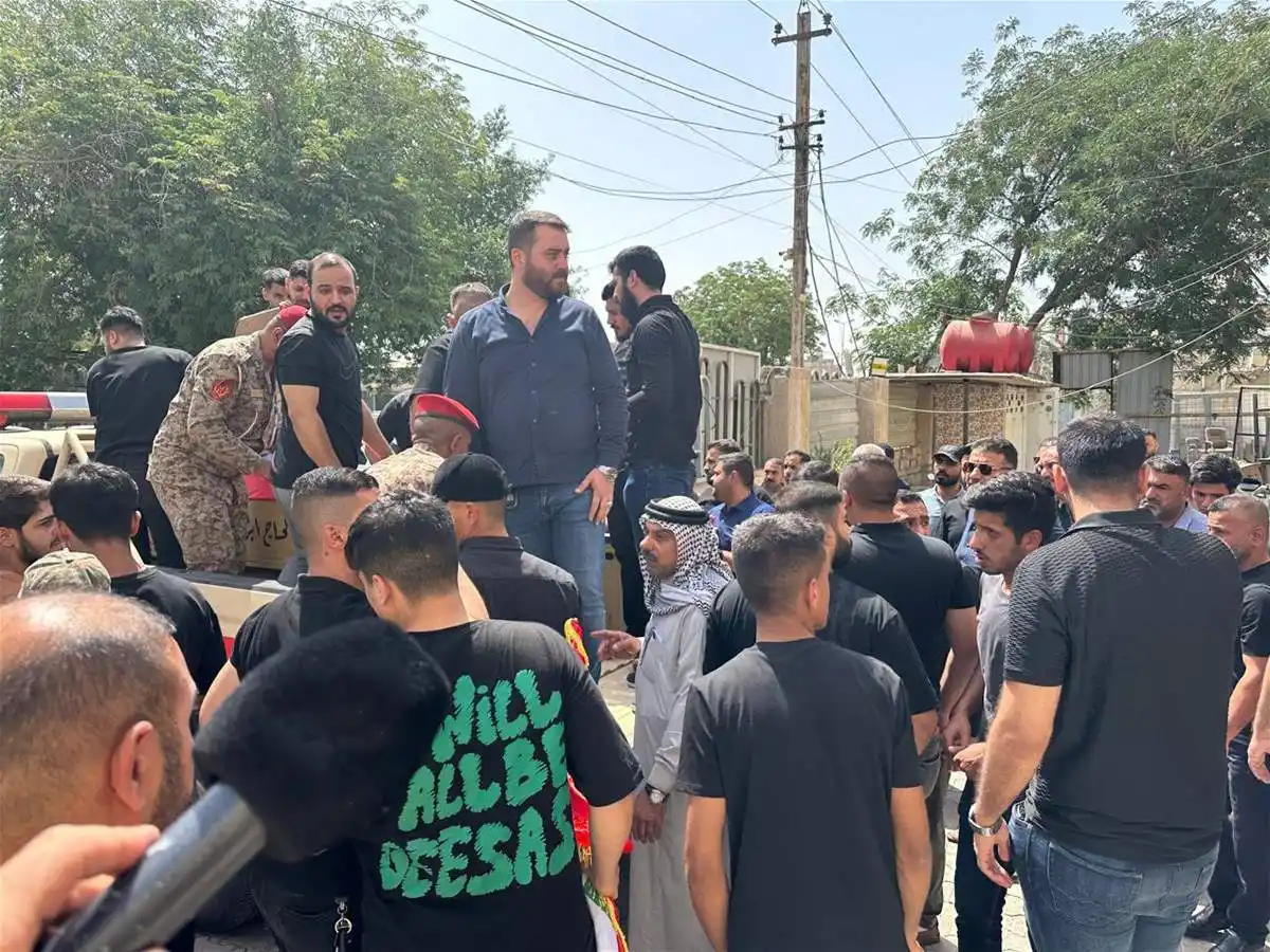 Image from قناة الغدير الفضائية: الان.. تشييع الشهيد الحسين عصام الذي راح ضحية قساوة التدريب في <a clas...