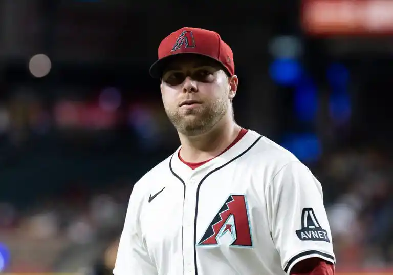 Image from HDN Deportes : BURNES FUERA ! El (P) de @Dbacks Corbin Burnes, se someterá a una ci...