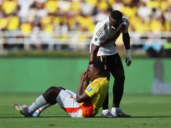 Image from Infobae Colombia: 🇨🇴⚽️EN VIVO | MINUTO 62: Colombia hace dos cambios ⬇️Jhon Arias y J...