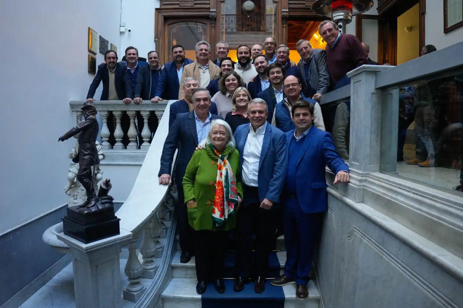 Image from Partido Nacional: *El Directorio rindió homenaje a los intendentes electos del Partido N...