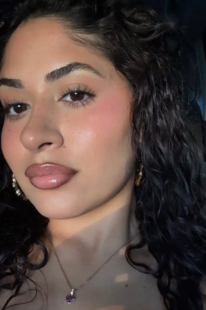 Image from Skincare & Hair Tips🧴🦱: Home remedies for reducing dark spots 📌: 1. Potato juice: Rich in an...