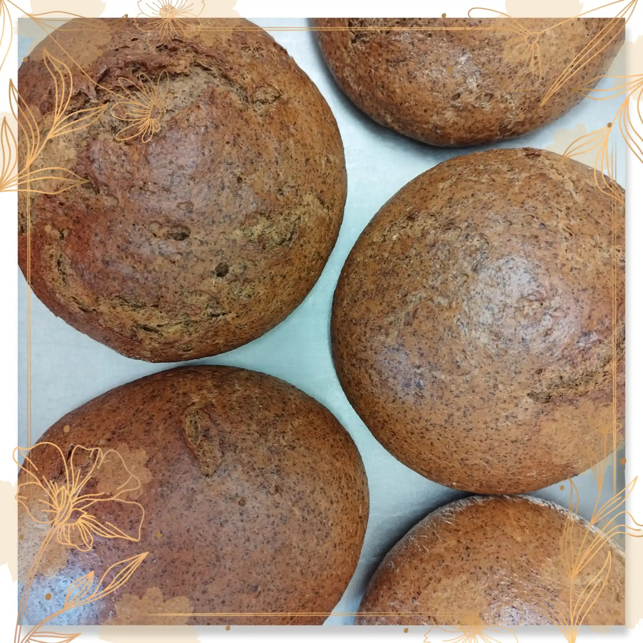 Image from Agrargenossenschaft Bergland Clausnitz: 🍞 Köstliches *Rapskuchenbrot* gibts heute in unserem Hofladen! 😋...