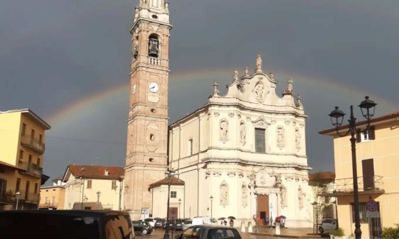 Image from Prima Bergamo: *Malore alle celebrazioni del 2 giugno a Osio Sotto: decisivo l'interv...
