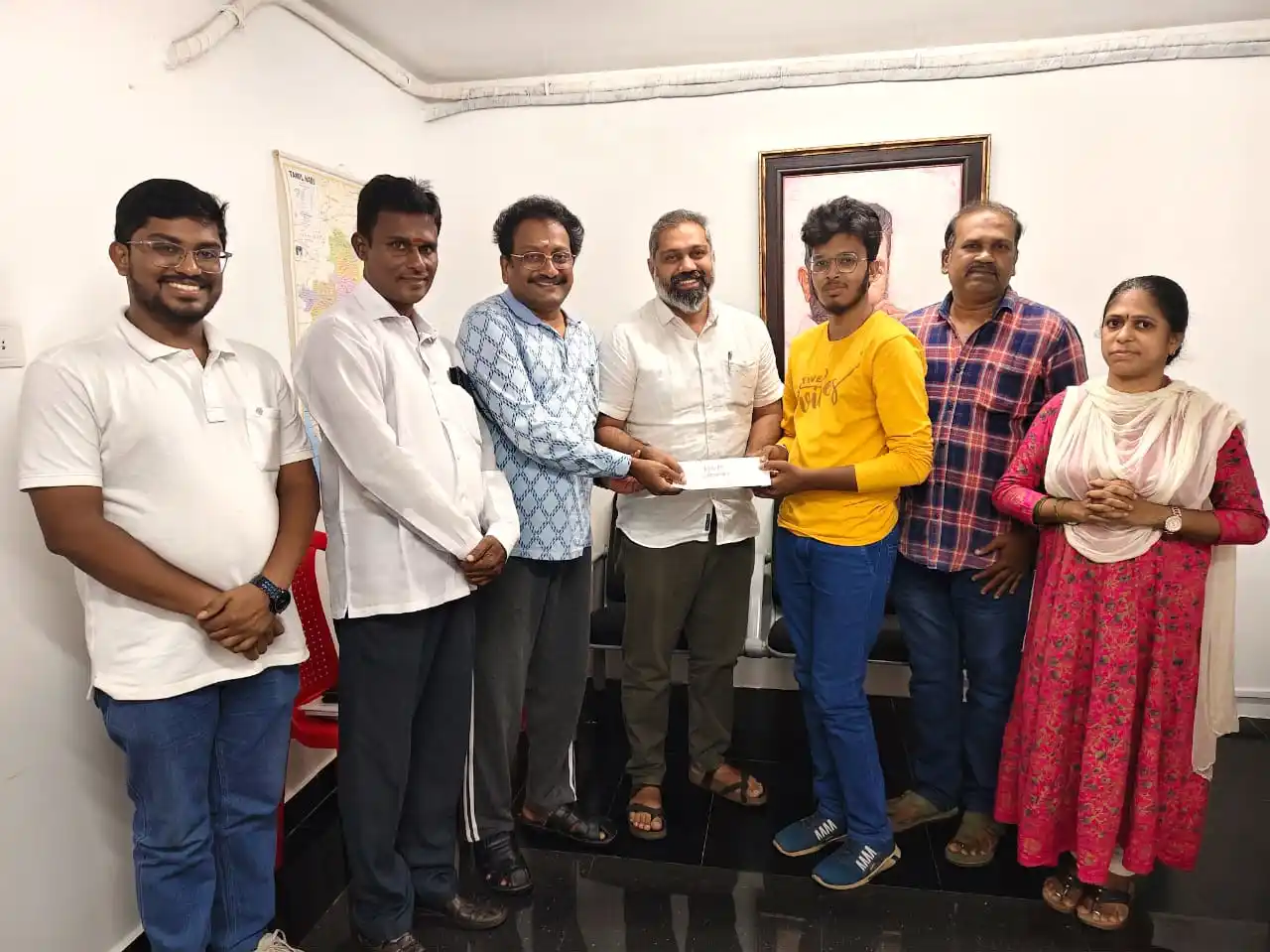 Image from Makkal Needhi Maiam: மக்கள் நீதி மய்யம் கட்சியின் தலைவர் திரு. கமல் ஹாசன் அவர்களின் வழிகாட்...