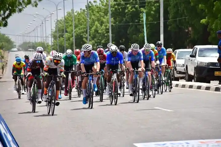 Image from DFM Radio 103.9 MhZ 📻🎤🟡: 🚵🏾♂️ 🇨🇲 *Cameroon International Cycling Tour: Carstensen Lucas Do...