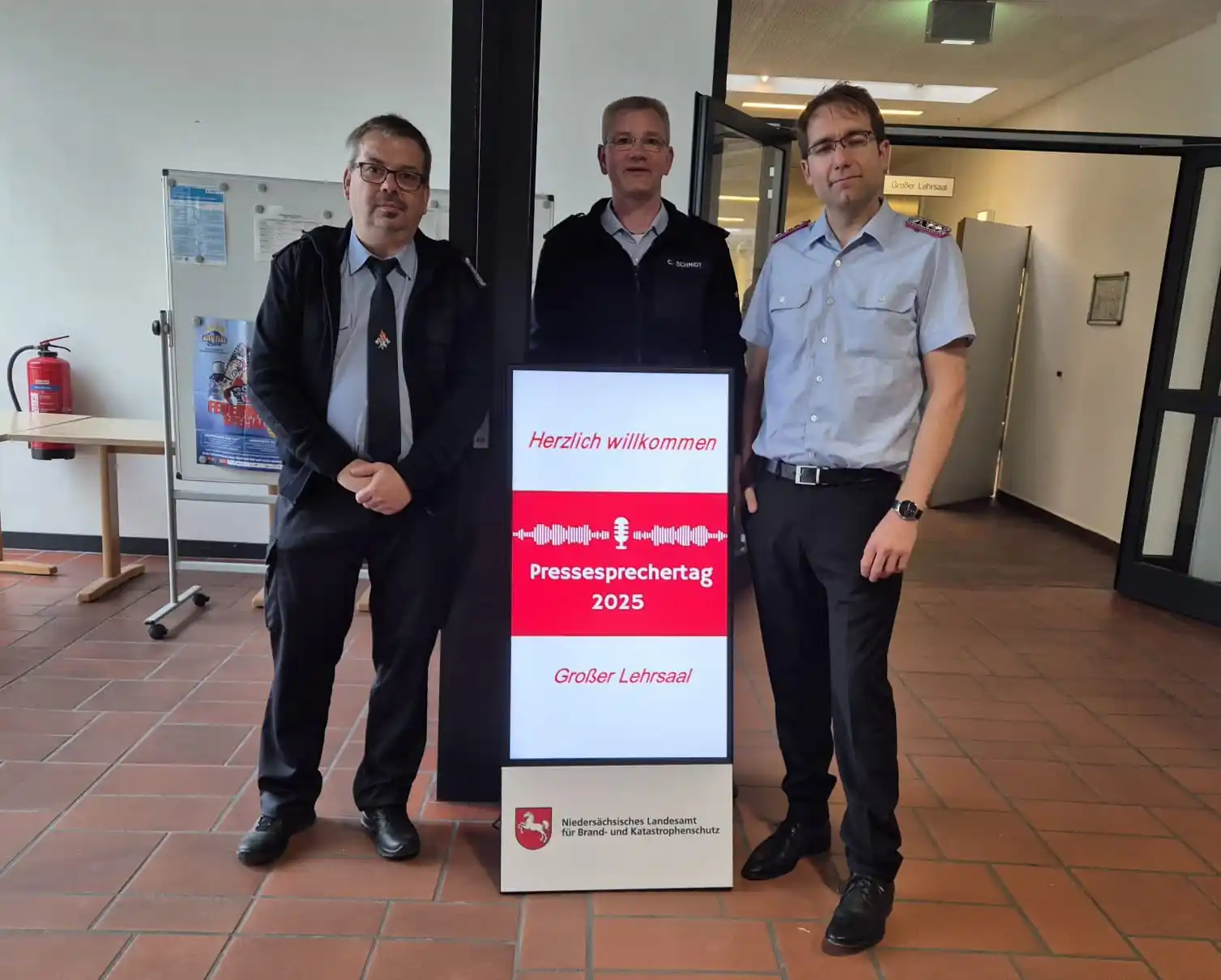 Image from Feuerwehr Bleckede: Der heutige Pressesprechertag beim Niedersächsischen Landesamt für Bra...