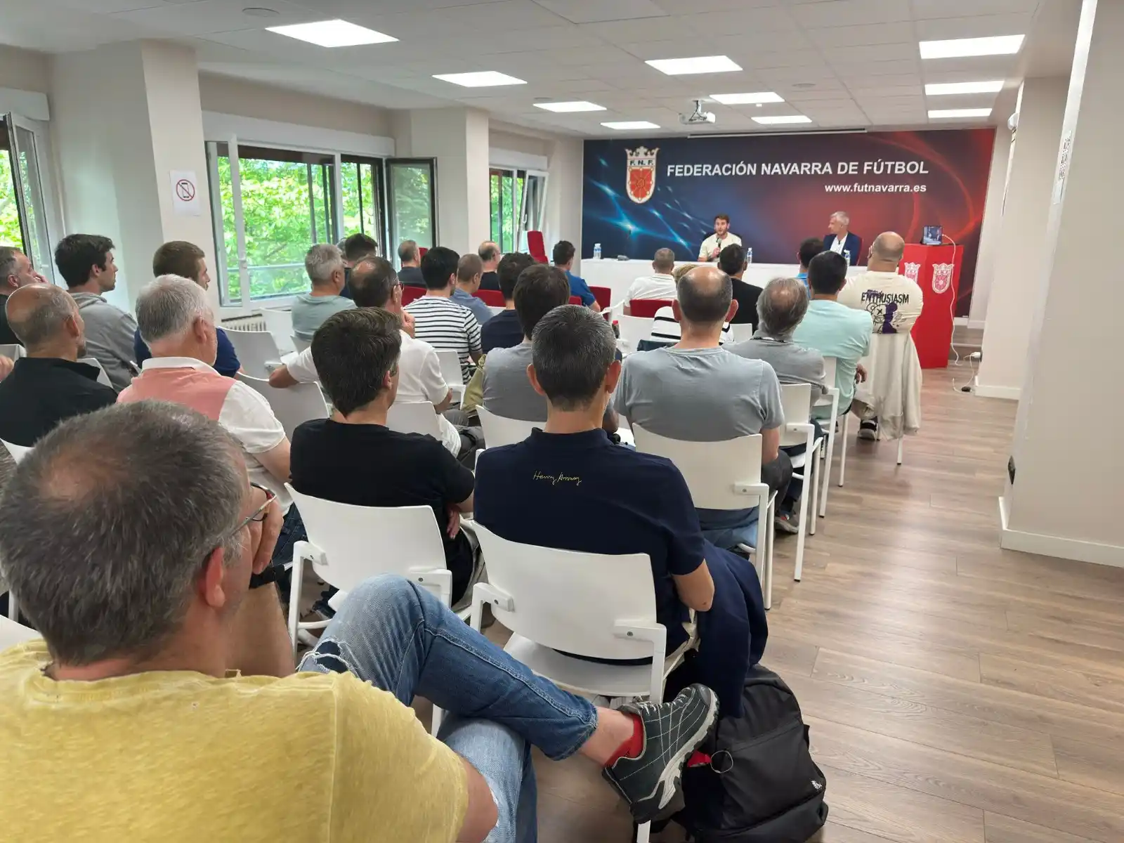 Image from Federación Navarra de Fútbol: 📰 Jueves, 5 de junio de 2025 🧑🏫 Así fue la VI jornada de 'Actuali...