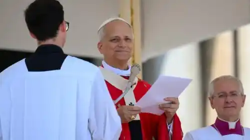 Image from Vatican News PL: *Papież: prośmy Ducha Świętego o pokój w sercu i na świecie* Przez w...