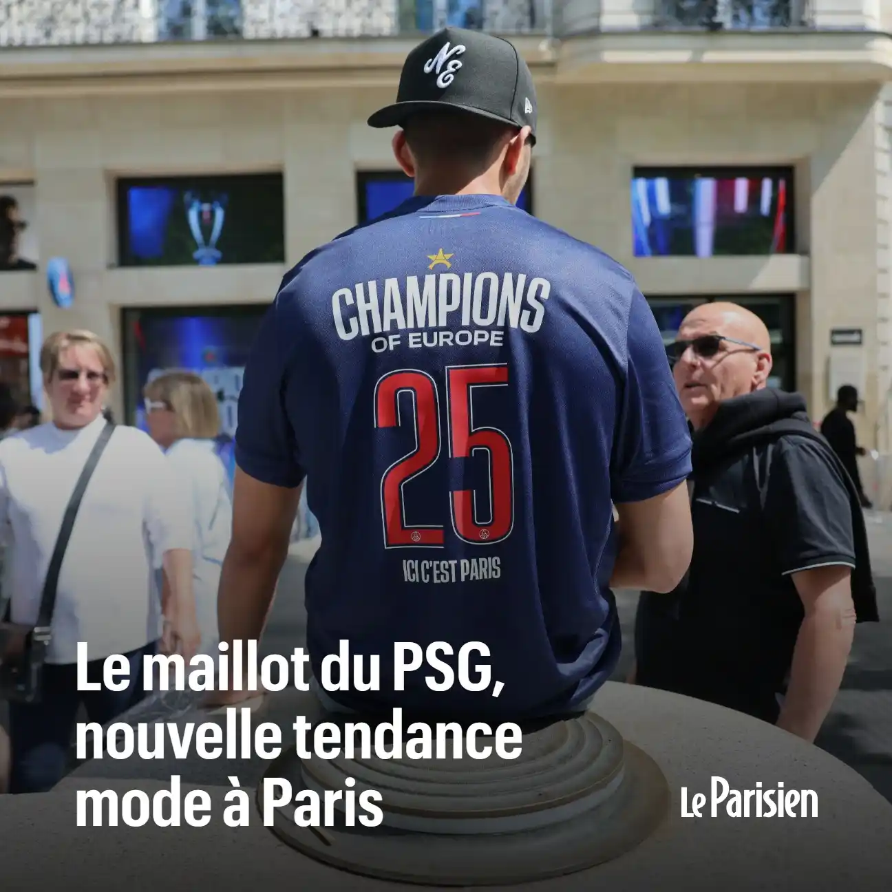 Image from Le Parisien: 👕 *Tout le monde en porte !* On les voit partout depuis dimanche. Les...