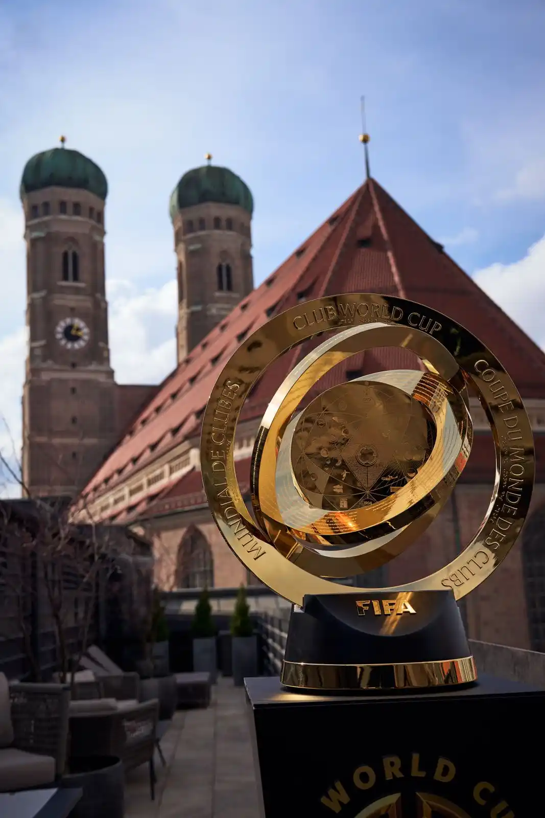 Image from FC Bayern: Servus Bayern-Fans! 👋 🏆 In vier Tagen machen wir uns auf die Reise ...