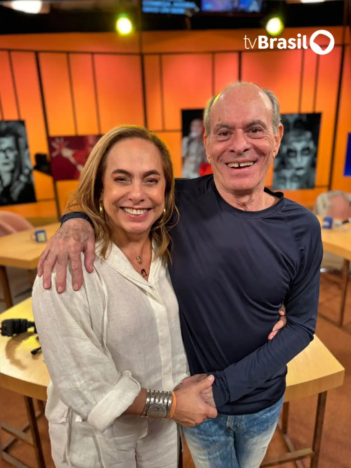 Image from TV Brasil: Um *SemCensura* dedicado a *Ney Matogrosso*! 💙 Ícone da música e da l...