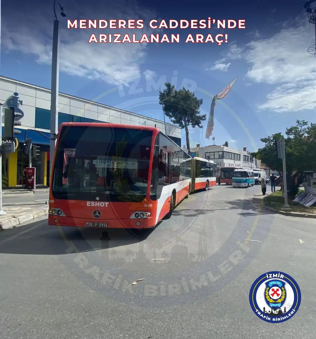 Image from İzmir Emniyet Müdürlüğü Trafik Birimleri: *MENDERES CADDESİ’NDE ARIZALANAN ARAÇ!* Buca Menderes Caddesi üzeri He...