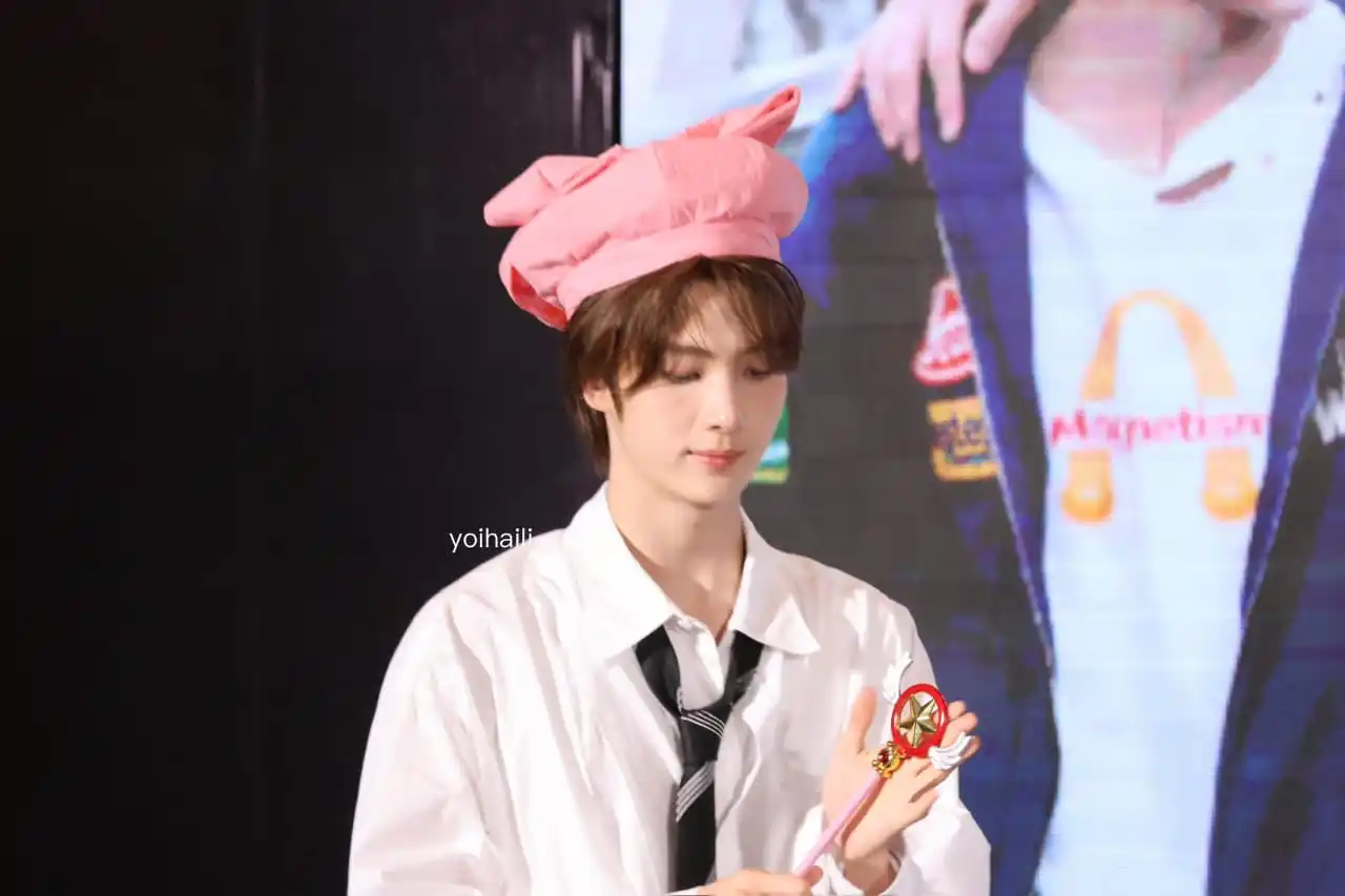 Image from TWS: UPDATE: *[ 📸 ]* 250608  TWS (YOUNGJAE) di Shanghai Fansign   𖦹°‧ BY 𝐓𝐖𝐒: ...
