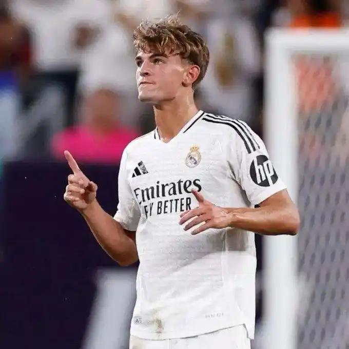 Image from Real Madrid CF ™: 🚨 JUST IN: Nico Paz will be back for the Club World Cup. It could be ...
