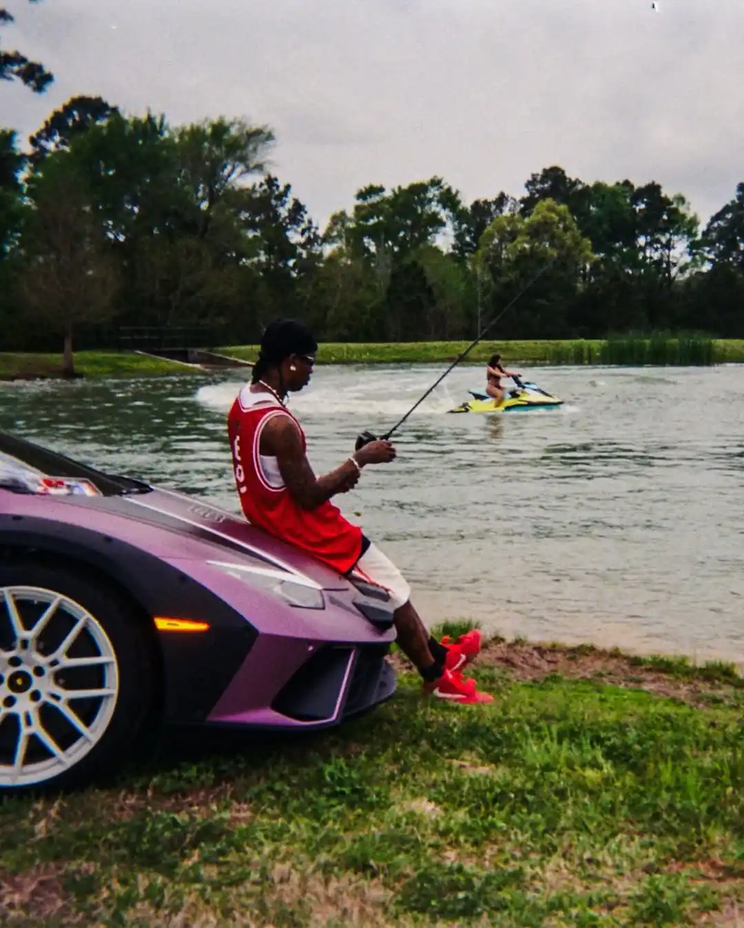 Image from UOL | Universo Travis Scott : Sonho de vida é chegar nesse patamar de luxo (e sossego) aqui ✨🤎🔥  �...