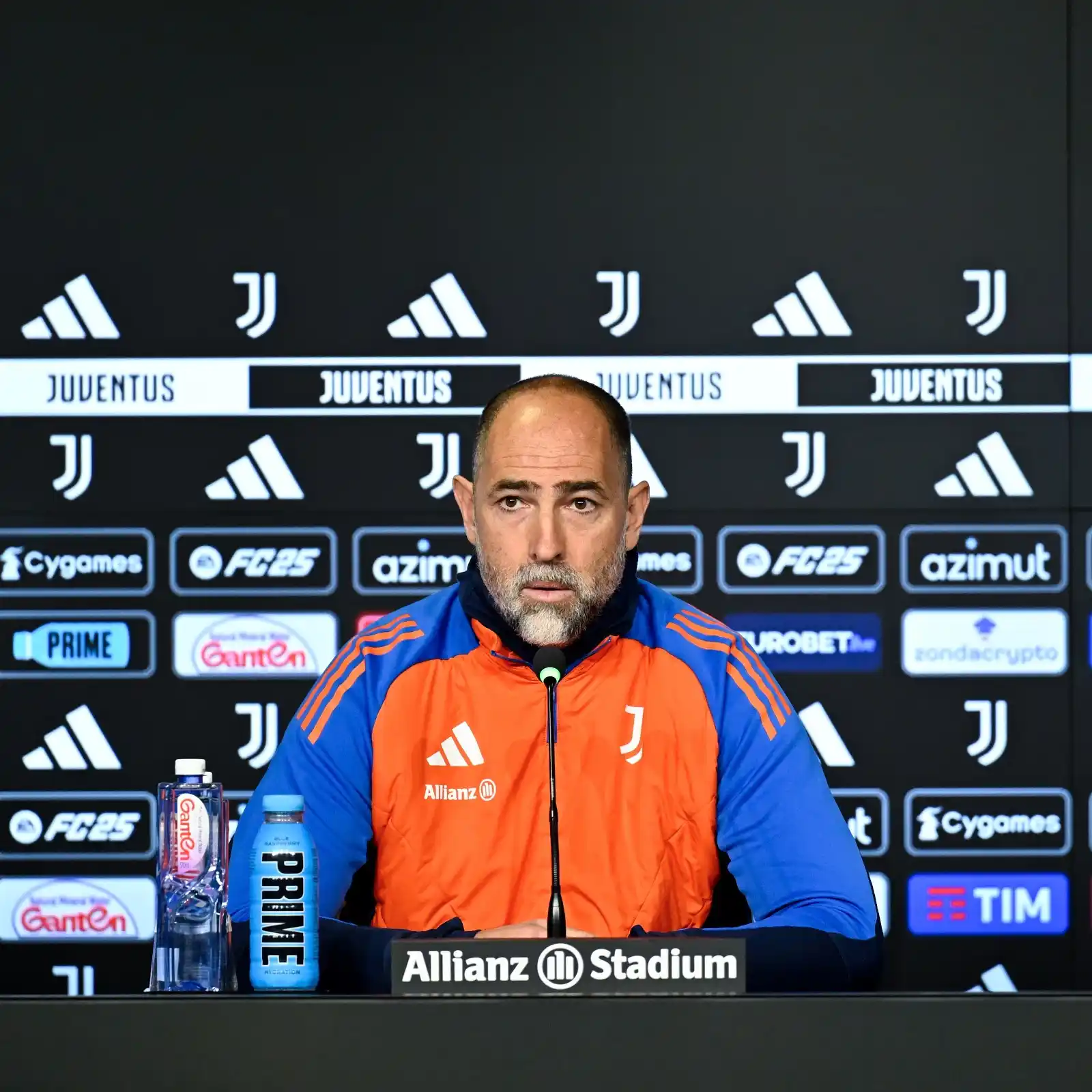 Image from Juventus: ⏰ | Alle 14:00 la conferenza stampa di mister Tudor in vista del match...