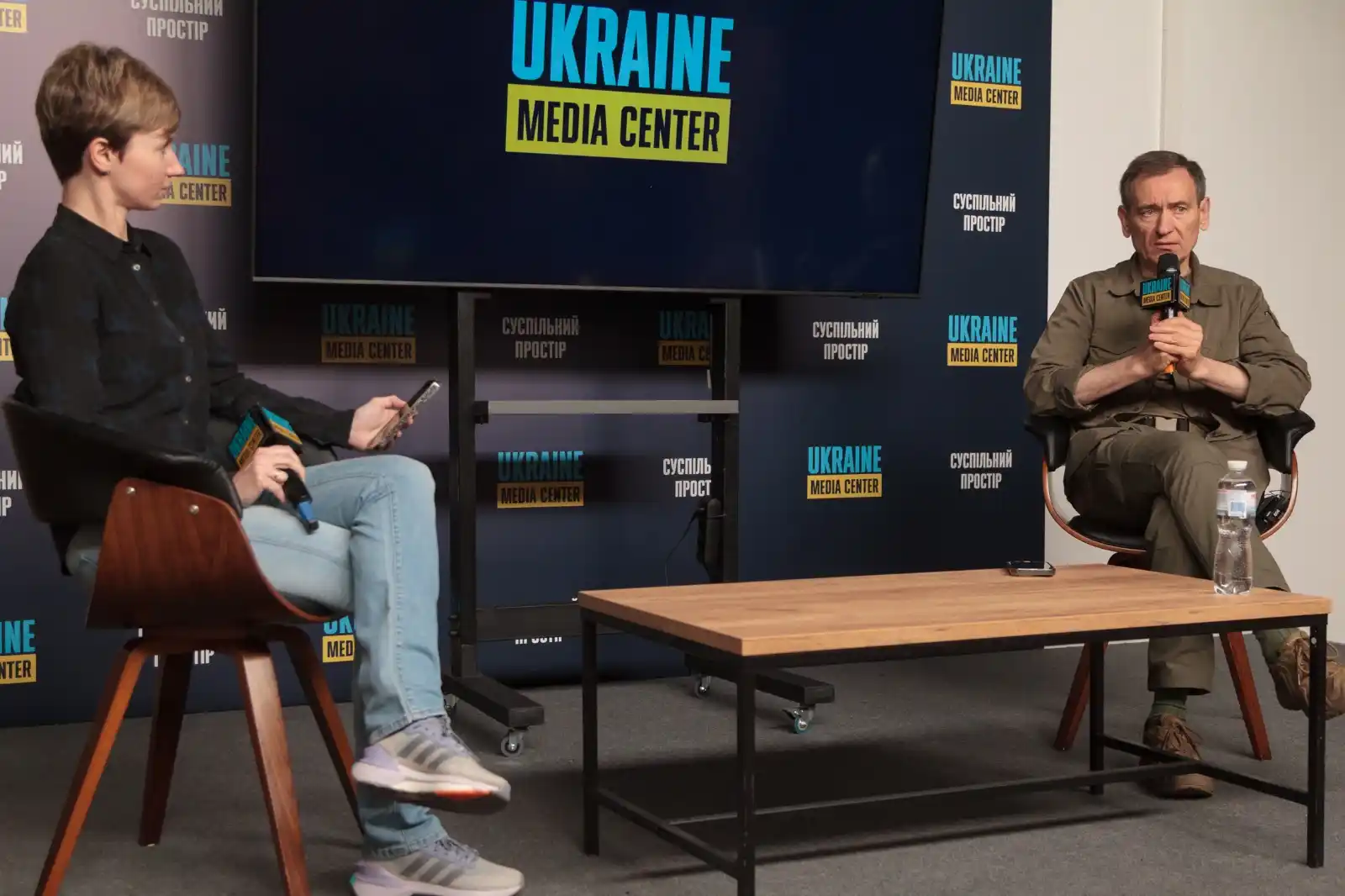 Image from Media Center Ukraine: *Парламент може скасувати заборону на виїзд за кордон для чоловіків до...