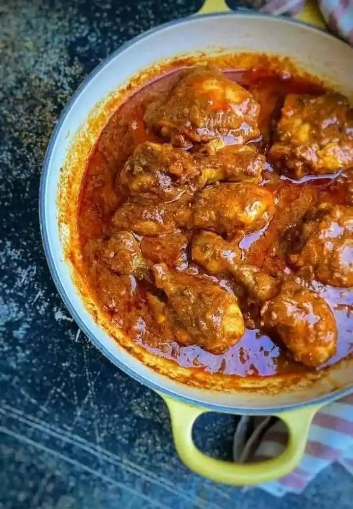 Image from Cooking & Baking Tips🇿🇼😋♡: Chicken curry recipe Ingredients 6 pieces chicken Marinade 1/4 ...