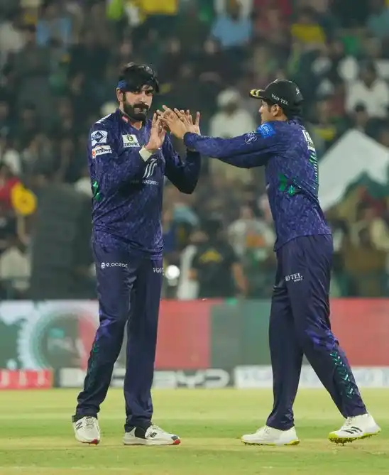 Image from PSL: Which team’s teamwork will dominate tonight? 🤔 <a class="text-blue-5...