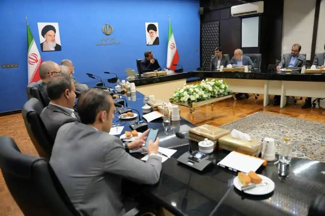 Image from اخبارفوری: نشست اعضای ستاد فولاد با حضور وزیر صنعت، معدن و تجارت سیدمحمد اتابک و...