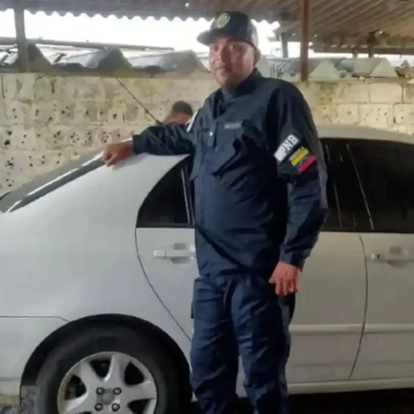 Image from 📡NOTIPILOTO CANAL WHATSAPP📡: Marco Antonio Castillo Garrido, de 36 años y funcionario de la Divisió...