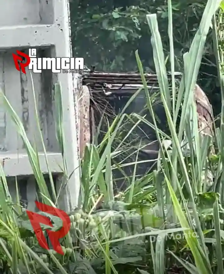 Image from La Primicia De Manta: MONTECRISTI: joven pierde la vida tras volcamiento e incendio de un ta...