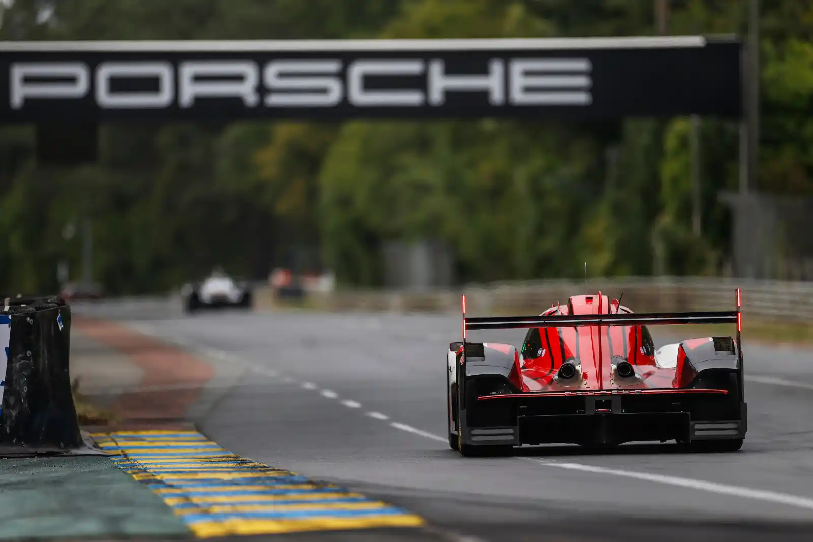 Image from Porsche Motorsport: *Le Mans: First test session in the books* ➡️ The Porsche Penske Moto...