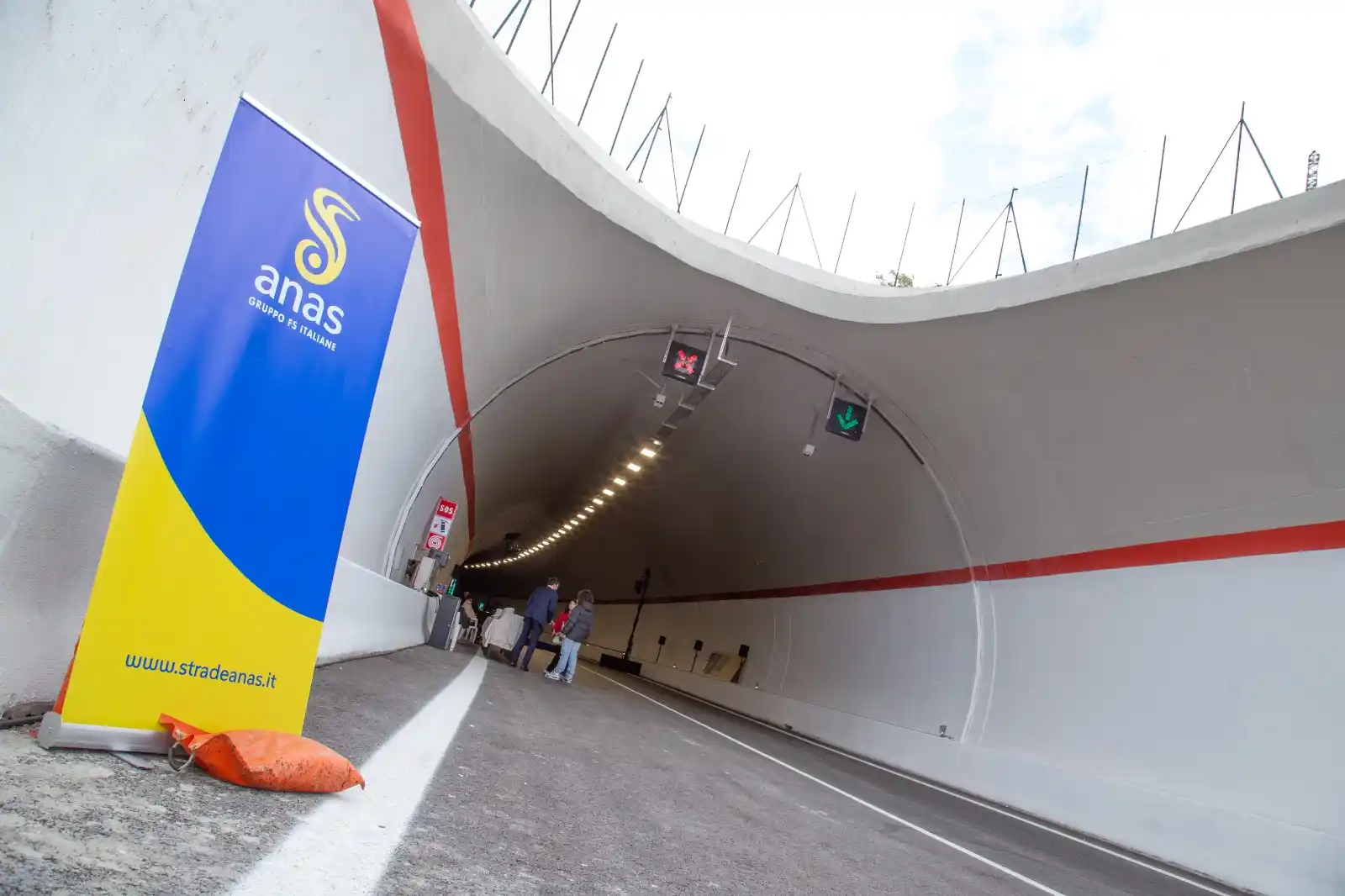 Image from Regione Abruzzo: *Inaugurato il quarto lotto della SS 260 Picente* * 🛣️ Montereale, 2...