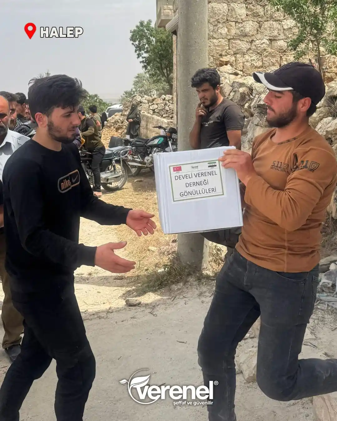 Image from VERENEL: 📍Suriye / Halep – Gıda Kolisi Dağıtımı  Bir sofraya bereket, bir hane...
