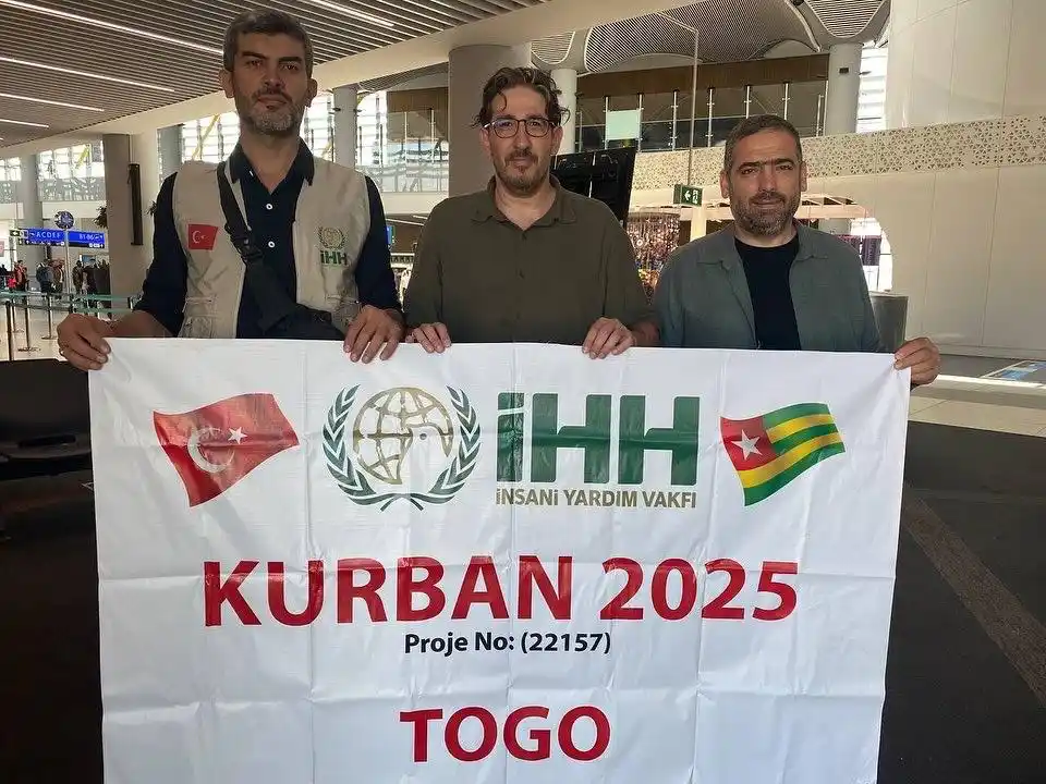 Image from هيئة الإغاثة الإنسانية IHH: انطلقت فرقنا متوجهة إلى توغو من أجل لقاء إخواننا هناك وإيصال أمانات ال...