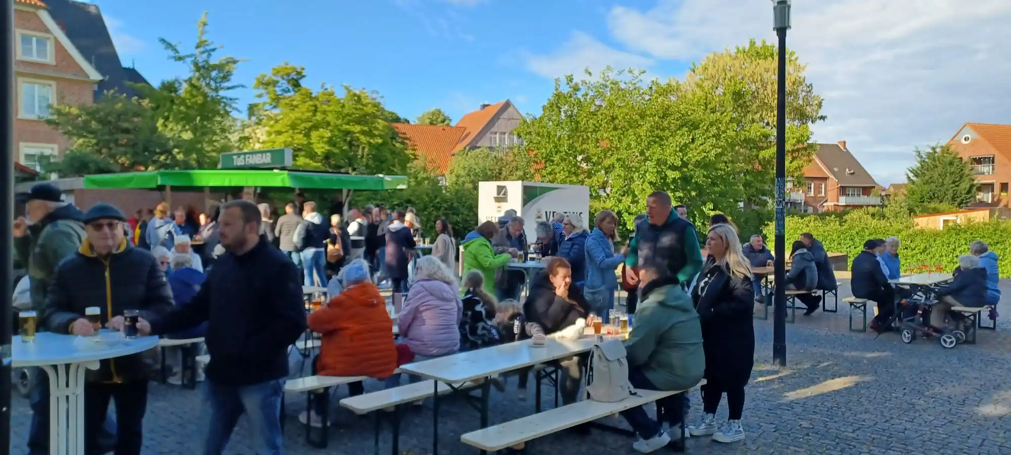 Image from Mein Ascheberg: "Ascheberg trifft sich" läuft! Also: Jacke an, Lächeln auflegen und lo...