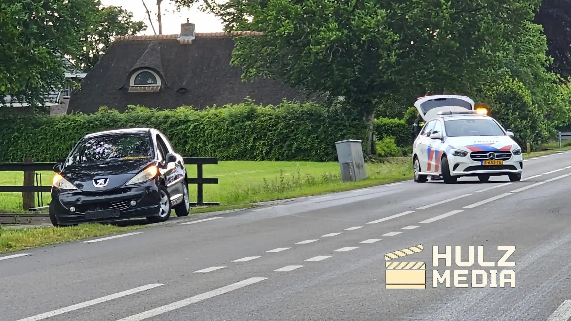 Image from Hulz Media ✅: Kopstaart aanrijding in Oldebroek loopt goed af. Lees meer 👇🏻  https...
