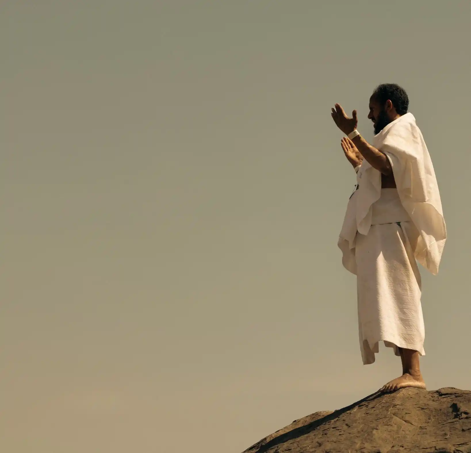 Image from Münebbihat: رَبَّنَٓا اٰتِنَا فِي الدُّنْيَا حَسَنَةً وَفِي الْاٰخِرَةِ حَسَنَةً و...