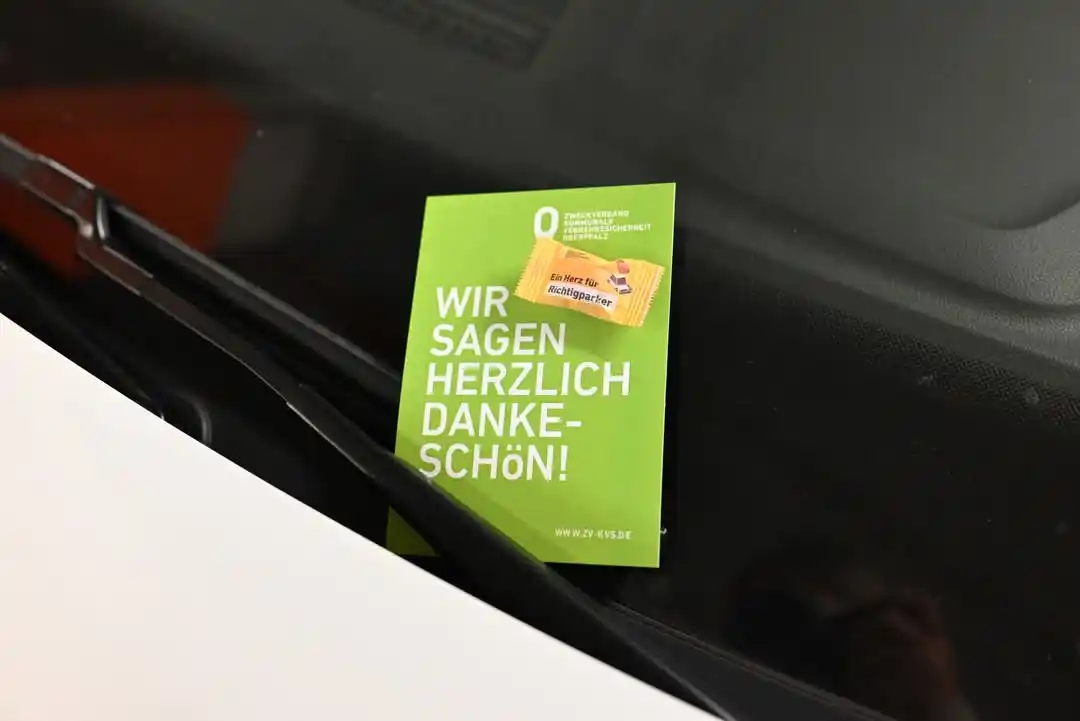 Image from Stadt Nittenau: Wer falsch parkt, muss mit einem Knöllchen rechnen. Wer hingegen richt...