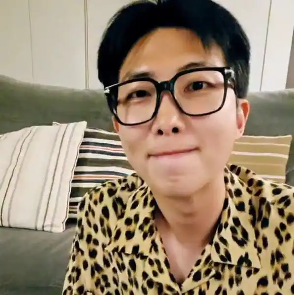 Image from 𝗛𝗢𝗠𝗘 𝗕𝗔𝗡𝗚𝗧𝗔𝗡¦𝗕𝗧𝗦¦𝗕𝗧𝗦¦𝗕𝗧𝗦¦𝗕𝗧𝗦¦방탄소년단: . *🗃️̼ᩦ 𝕀 Ṇ 𝗙 Ŏ | 𝗕 Λ ℕ 𝔾 𝗧 ∆ 𝖭 🐋̼ᩦ* `ꪮ...