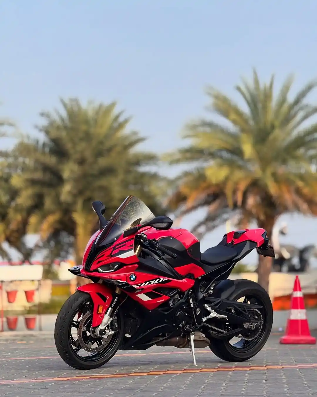 Image from Suzuki, Kawasaki, Ducati & Cia | Motos de luxo: Tá bom... adm confessa que tá apaixonado nessa *BMW S1000RR* 📸 joney...