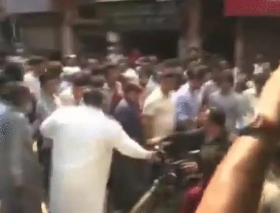 Image from News & Info India: दिल्ली:-9 साल की बच्ची से रेप के बाद हत्या नौशाद आलम ने बच्ची से रेप क...