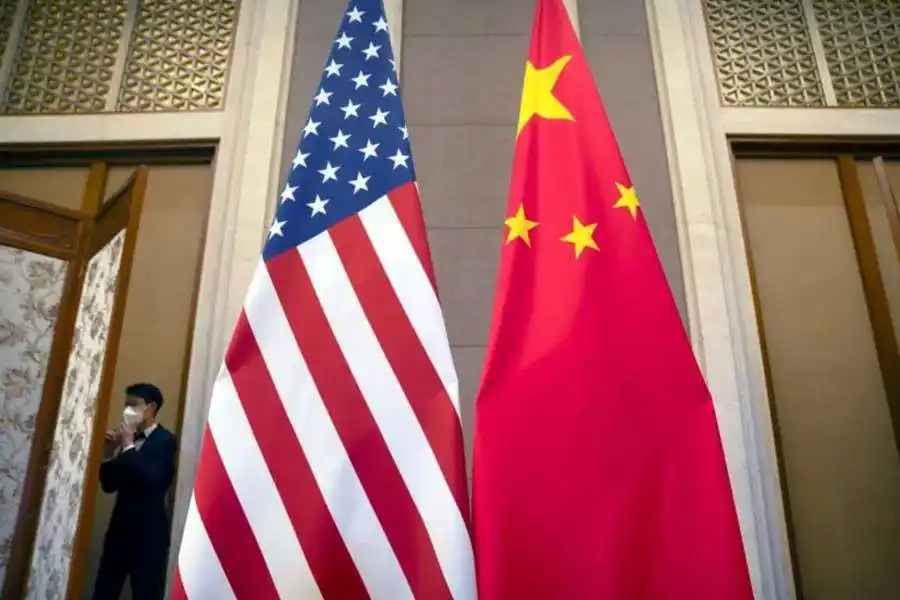 Image from PanamPost: 🇺🇸🇨🇳 | Londres, 10 jun (EFE).- Las delegaciones negociadoras de Es...