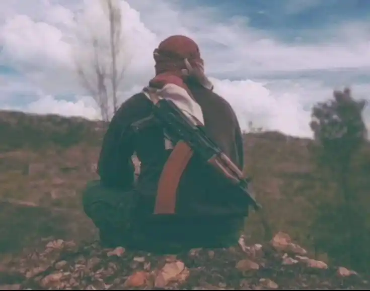 غُـــرَبـــاء post