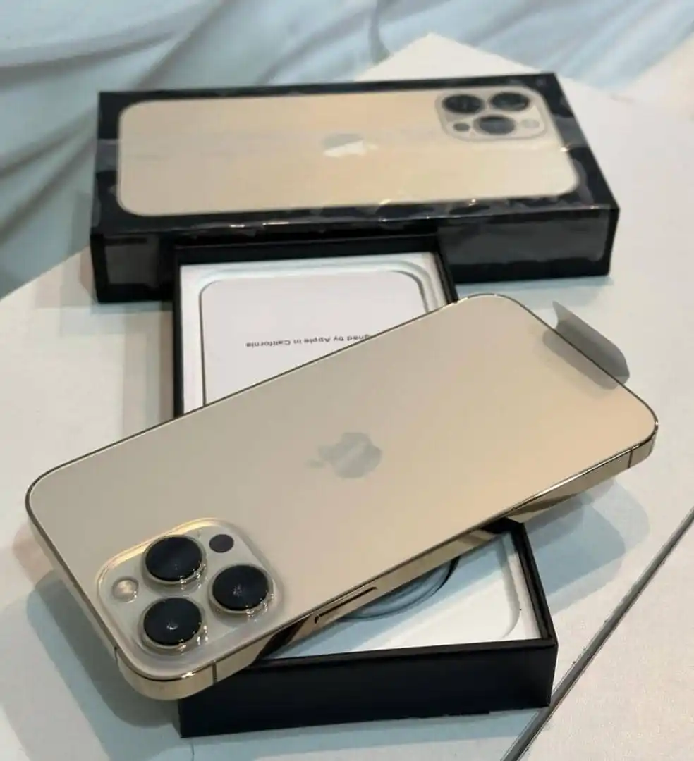 Image from PELICAN TECHNOLOGIES_ZW: *Aim for the moon*🏹🌕 *iPhone 13 Pro Max 128GB* *AVAILABLE INSTOCK...