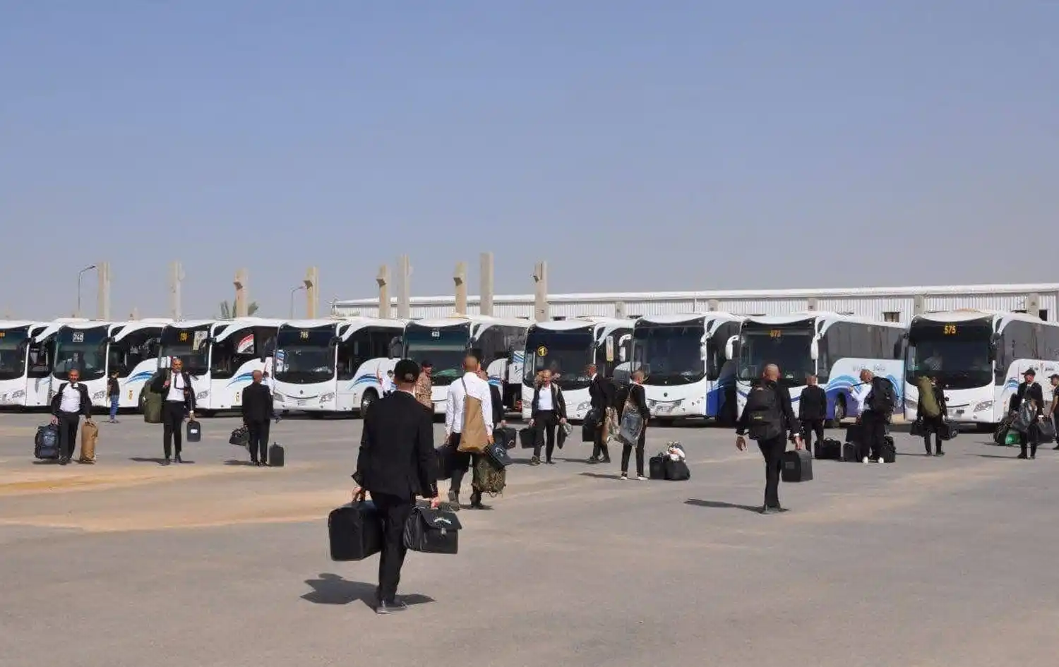 Image from Rudaw English: The Iraqi army on Sunday transferred cadets from a military college in...