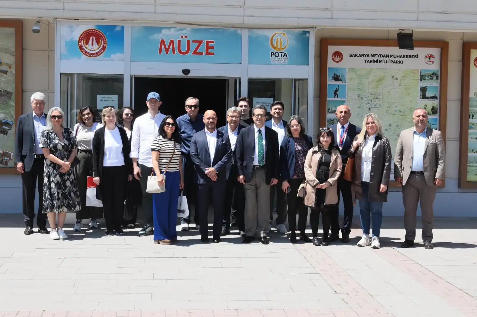 Image from ANKARA KENT KONSEYİ: Ankara Kent Konseyi Diplomasi Meclisi, Ankara’da görev yapan yabancı d...