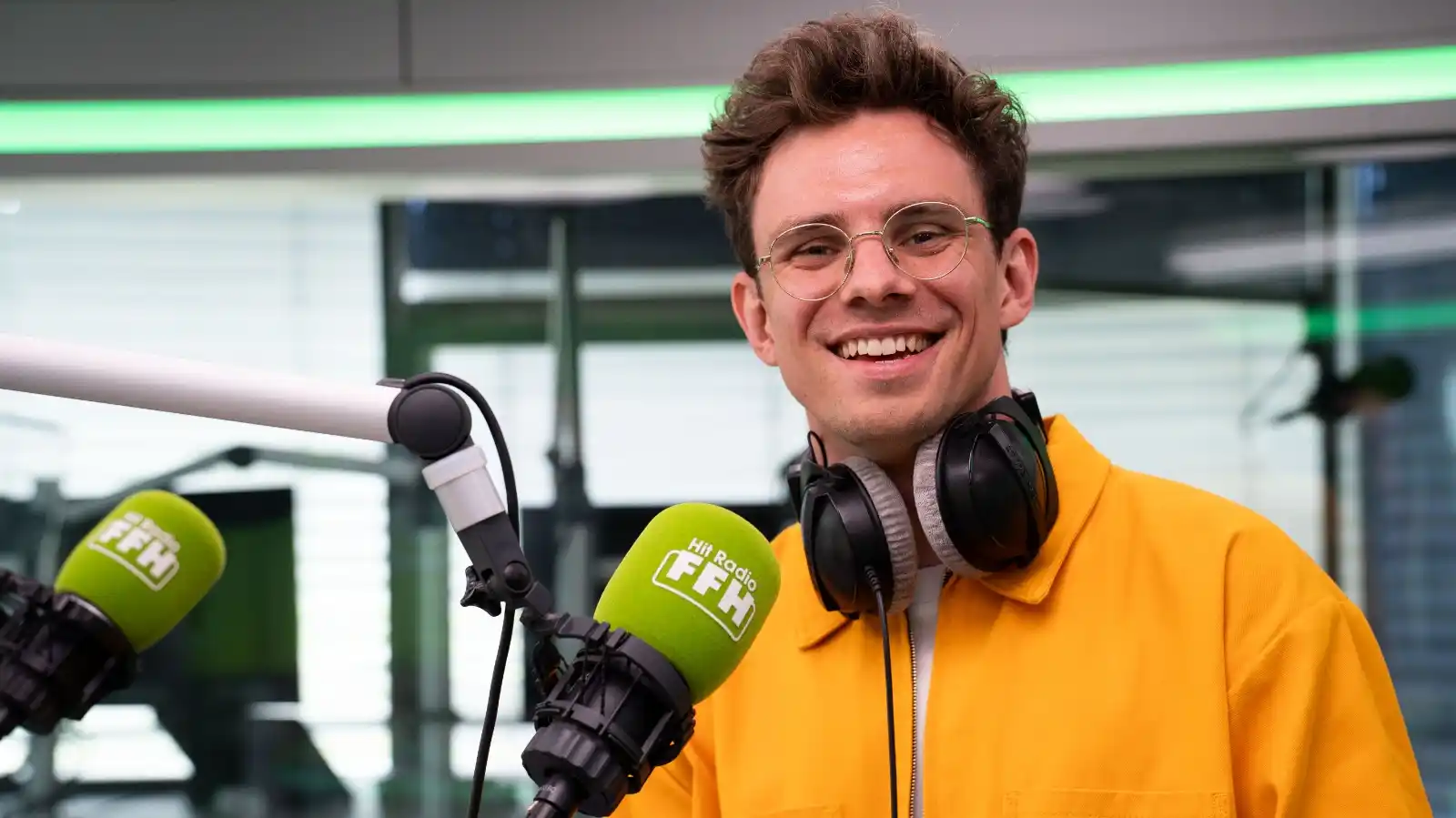 Image from HIT RADIO FFH: *Jetzt live im FFH-Studio bei Daniel Fischer: der Singer und Songwrite...