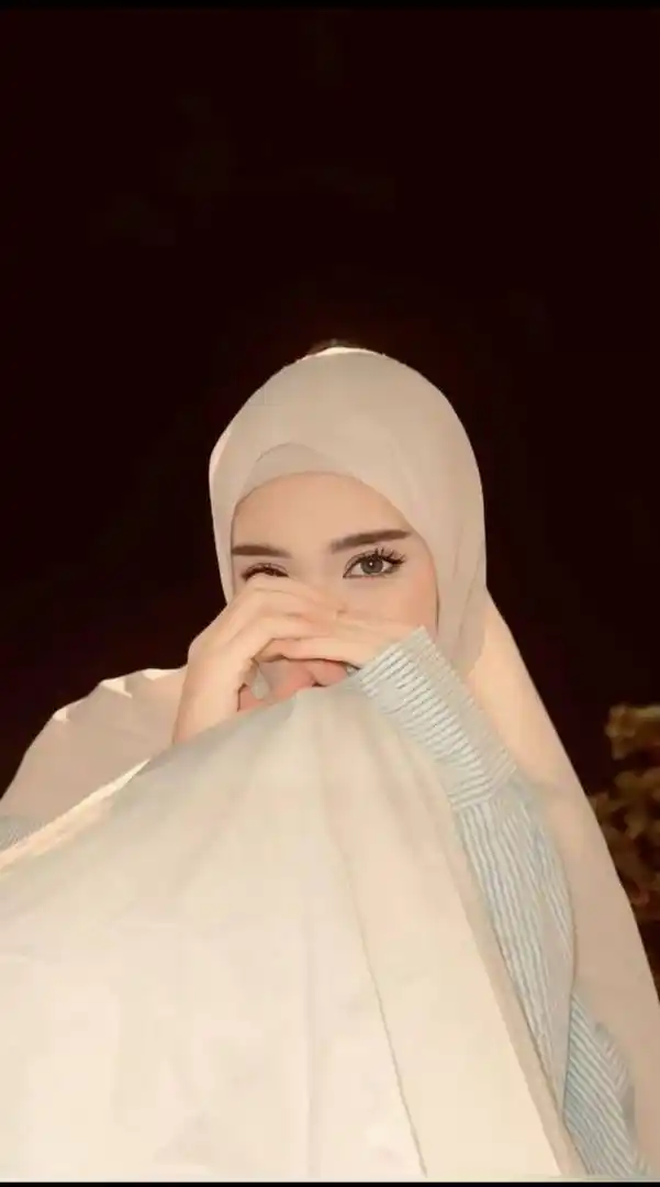 Image from Couple Poetry Official Chanel
Love || Romantic Vibes | Deep lines || Feeling song & Drama video💜🌙: 📌5راه برای اینکه ذهن تان از باور های منفی و فکر های بد دور کنی :🌿🔋 ...